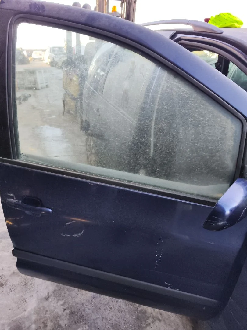 Foto de LUNA DELANTERA DERECHA SEAT ALHAMBRA (7V9) 1.9 TDI (116 CV / 85 KW)