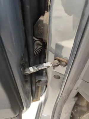 Foto de RETENEDOR PUERTA KIA RIO (JB) 1.5 CRDi (110 CV / 81 KW) referencia 793901G000