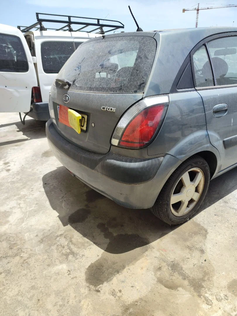 Foto de PARAGOLPES TRASERO KIA RIO (JB) 1.5 CRDi (110 CV / 81 KW)