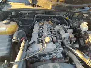 Foto de MOTOR COMPLETO SSANGYONG REXTON 2.9 Turbodiesel CAT (120 CV / 88 KW)