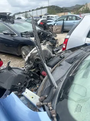 Foto de BRAZO LIMPIA DELANTERO IZQUIERDO NISSAN MICRA (K12E) 1.2 CAT (65 CV / 48 KW)