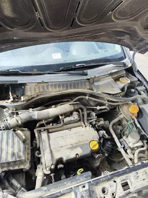 Foto de TORPEDO OPEL CORSA C 1.2 16V CAT (Z 12 XEP / LB4) (80 CV / 59 KW)