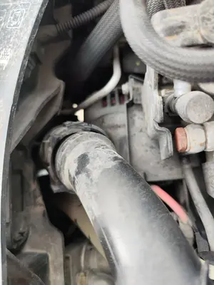 Foto de INTERCOOLER RENAULT CLIO III 1.5 dCi Diesel FAP (75 CV / 55 KW)