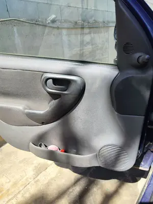 Foto de ELEVALUNAS DELANTERO IZQUIERDO OPEL COMBO (CORSA C) 1.3 16V CDTI CAT (Z 13 DT / LN9) (69 CV / 51 KW) referencia 93186828