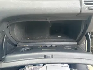 Foto de GUANTERA RENAULT LAGUNA II (BG0) 2.0 (135 CV / 99 KW) foto 2