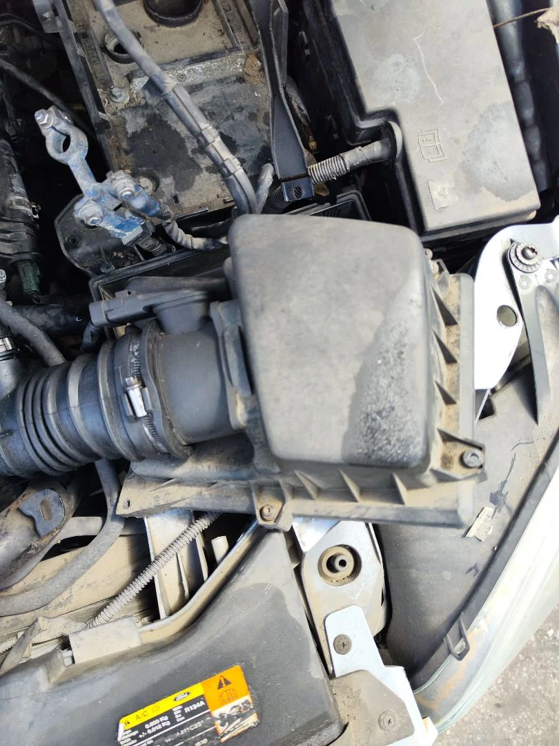 Foto de CAJA FILTRO AIRE FORD FOCUS BERLINA (CAP) 1.6 TDCi CAT (90 CV / 66 KW) referencia 1364043