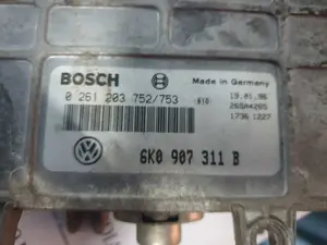 Foto de CENTRALITA MOTOR UCE SEAT CORDOBA BERLINA (6K2) referencia 6K0907311B foto 3