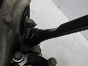 Foto de BRAZO SUSPENSION INFERIOR TRASERO DERECHO PORSCHE MACAN (95BA) referencia 8K0501529L foto 3