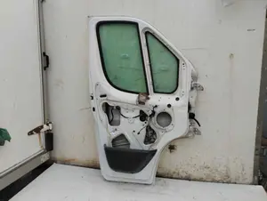 Foto de PUERTA DELANTERA IZQUIERDA PEUGEOT BOXER (333/335) FURGÓN TECHO ELEVADO BAT.4035MM 3.0 HDI FAP CAT (146 CV / 107 KW) foto 6
