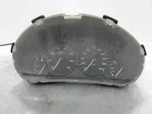Foto de CUADRO INSTRUMENTOS CITROEN BERLINGO 1.9 Diesel (69 CV / 51 KW) referencia 9662745180