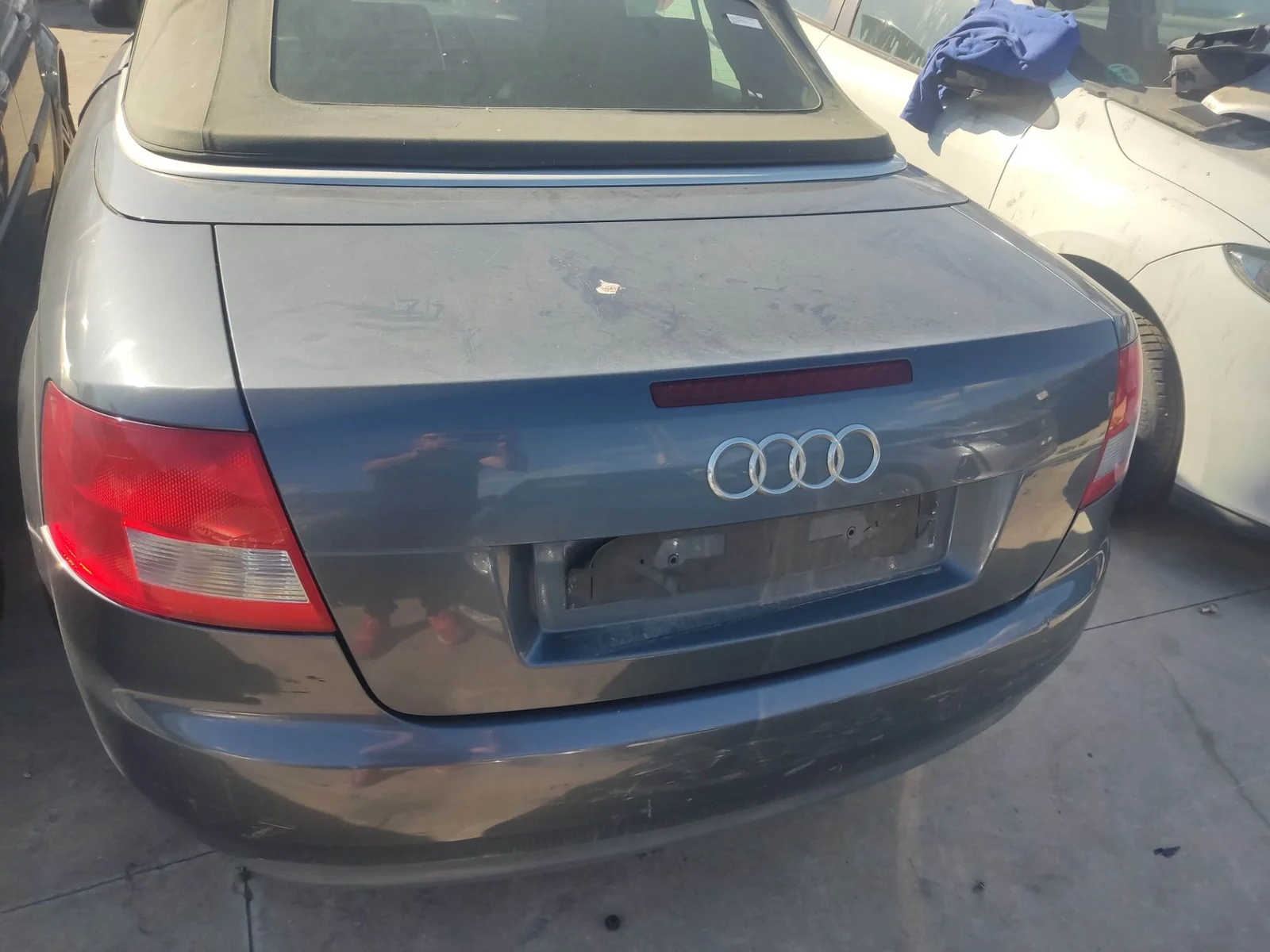 Foto de PORTON TRASERO AUDI A4 CABRIOLET (8H) 2.5 V6 24V TDI (163 CV / 120 KW) referencia 8H0827023B GRU