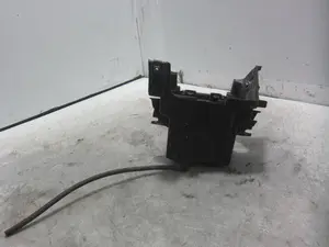 Foto de SOPORTE BATERIA HONDA PCX 125 125 cm3 - 9 kW (12 CV / 9 KW) referencia 81320-K96-D000 foto 4