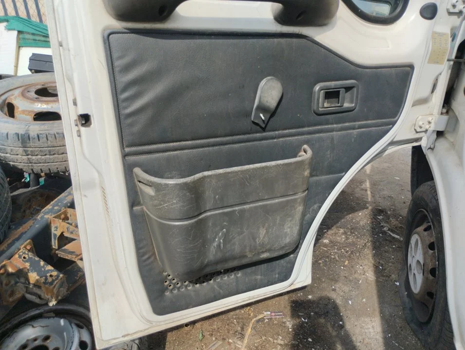 Foto de GUARNECIDO PUERTA DELANTERA IZQUIERDA FIAT DUCATO II COMBI 2.8 TDI CAT (122 CV / 90 KW)