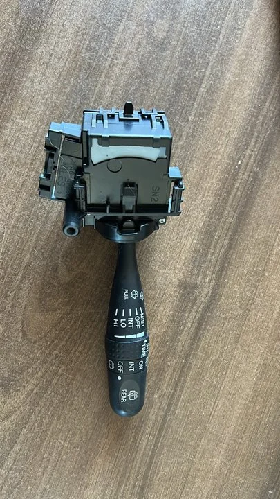 Foto de MANDO LIMPIA KIA CARENS (RS) referencia 7921SN