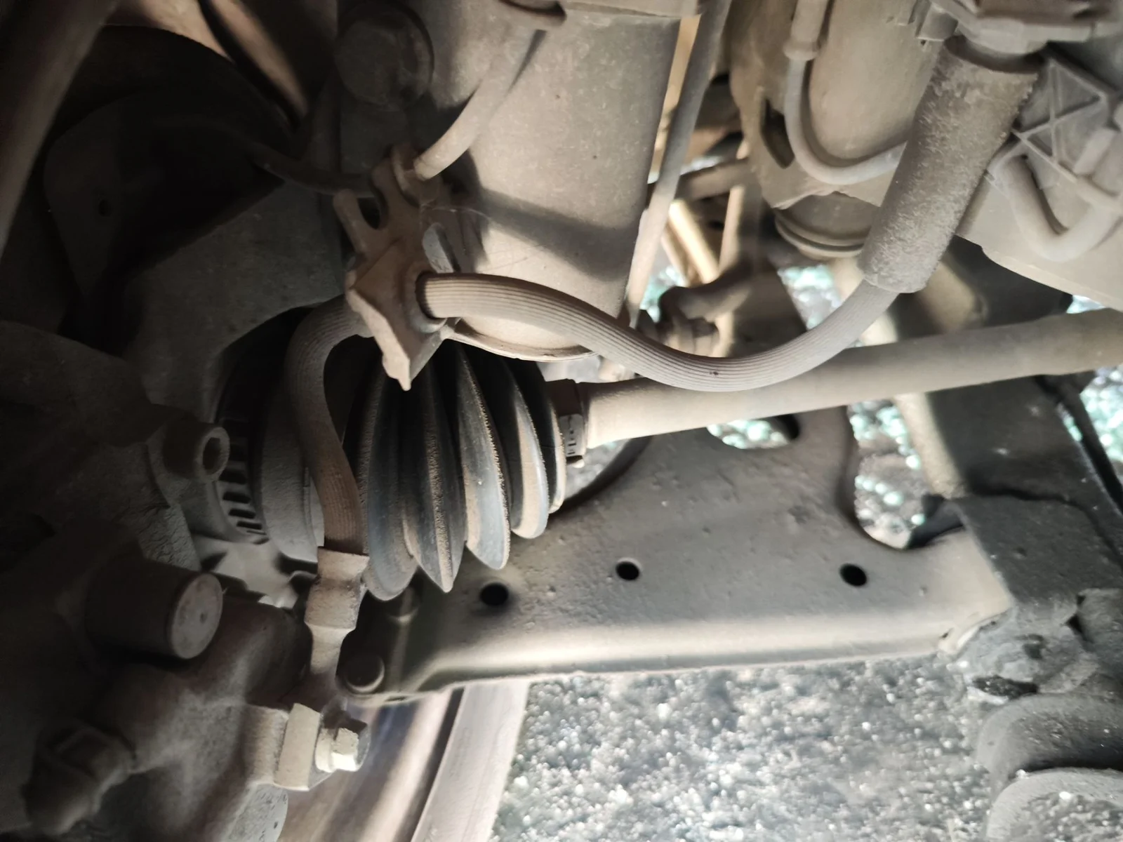 Foto de BIELETA ESTABILIZADORA DELANTERA IZQUIERDA OPEL VECTRA B BERLINA 2.0 DTI (101 CV / 74 KW) referencia 90496116