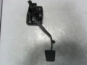 Foto de PEDAL EMBRAGUE MITSUBISHI ASX (GA0W) 1.6 CAT (117 CV / 86 KW) foto 3