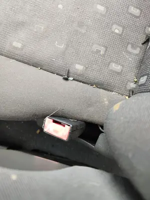 Foto de ENGANCHE CINTURON DELANTERO DERECHO VOLKSWAGEN SHARAN (7M6/7M9) 1.9 TDI (116 CV / 85 KW)