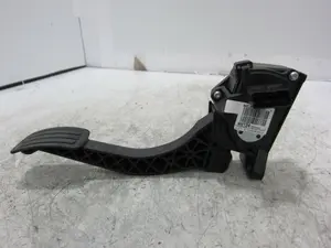 Foto de PEDAL ACELERADOR CITROEN C5 AIRCROSS 1.2 12V e-THP / PureTech (131 CV / 96 KW) referencia 86ET34