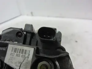 Foto de ALTERNADOR VOLKSWAGEN POLO IV (9N3) referencia 037903025M foto 2