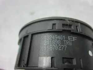 Foto de MANDO LUCES OPEL CORSA D 1.4 16V (90 CV / 66 KW) referencia 13249401 foto 3
