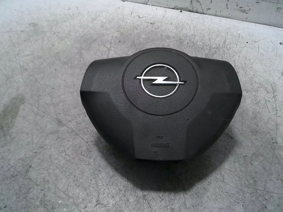 Foto de AIRBAG DELANTERO IZQUIERDO OPEL ASTRA H BERLINA 1.7 16V CDTI (101 CV / 74 KW) referencia 13168455