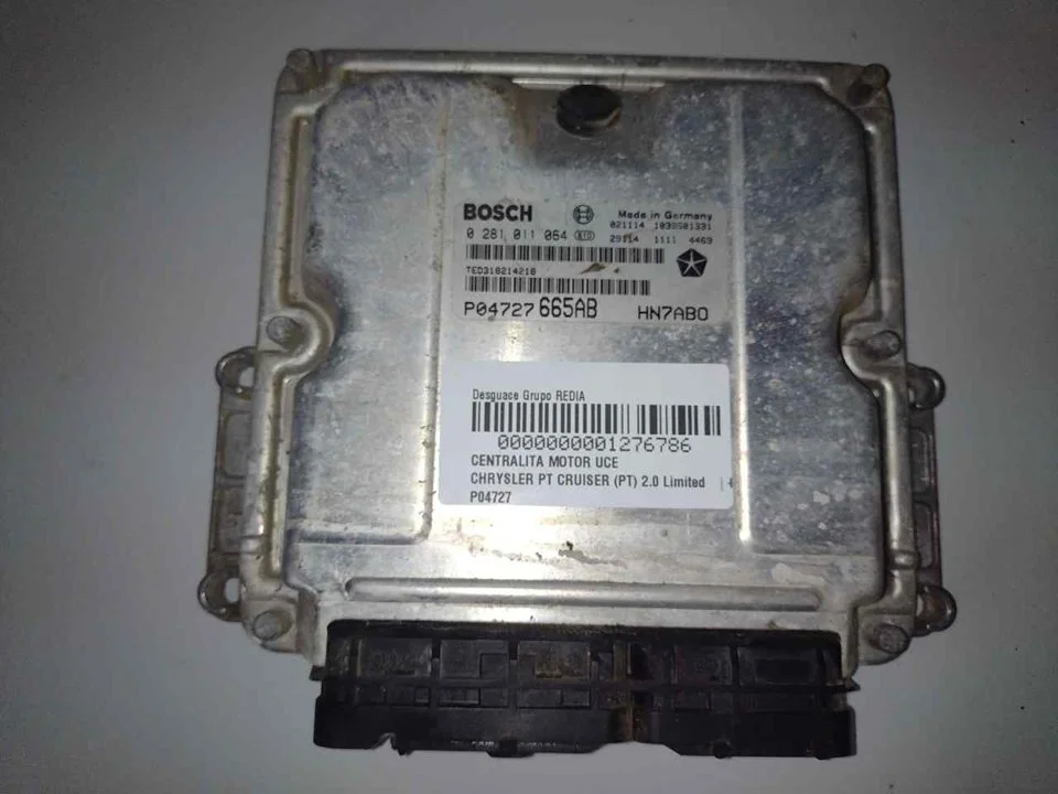 Foto de CENTRALITA MOTOR UCE CHRYSLER PT CRUISER 2.0 16V CAT (141 CV / 104 KW) referencia P04727665AB