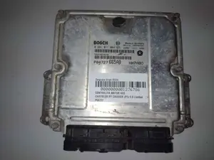 Foto de CENTRALITA MOTOR UCE CHRYSLER PT CRUISER 2.0 16V CAT (141 CV / 104 KW) referencia P04727665AB