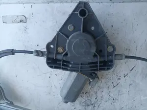 Foto de ELEVALUNAS TRASERO IZQUIERDO PEUGEOT 406 BERLINA (S1/S2) referencia 0130821925 foto 6