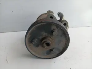 Foto de BOMBA DIRECCION RENAULT MEGANE I BERL./ BERL. CON PORTÓN (BA0) referencia 7700105711B