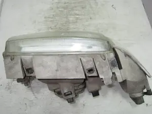 Foto de FARO DERECHO VOLKSWAGEN POLO III (6N1) 1.4 16V (101 CV / 74 KW) referencia 96249600 foto 9
