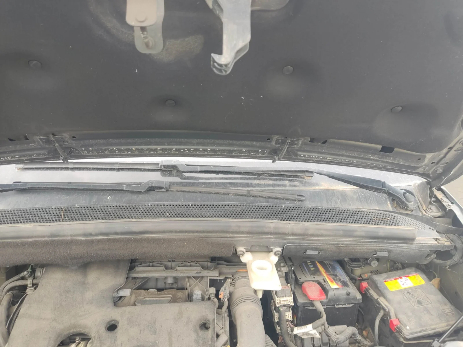 Foto de MOTOR LIMPIA DELANTERO CITROEN C4 PICASSO/SPACETOURER 1.6 HDi FAP (92 CV / 68 KW)
