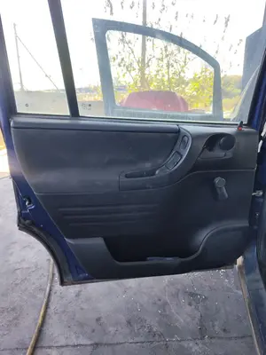Foto de GUARNECIDO PUERTA TRASERA IZQUIERDA OPEL ZAFIRA A 1.6 16V (101 CV / 74 KW) referencia 13141890