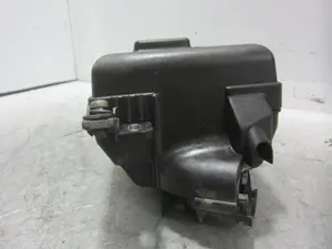 Foto de CAJA RELES / FUSIBLES OPEL COMBO D 1.3 16V CDTI (95 CV / 70 KW) referencia 51839436 foto 2