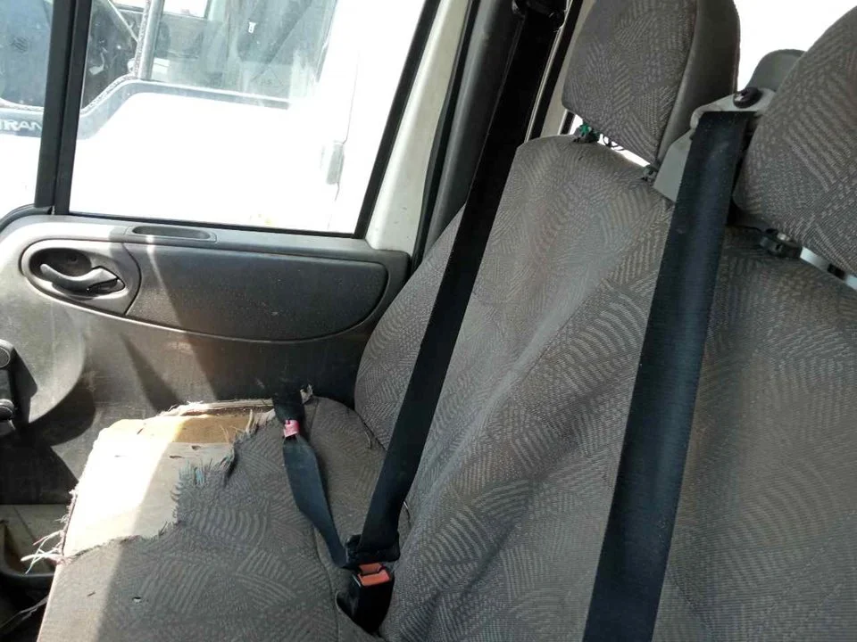 Foto de CINTURON SEGURIDAD DELANTERO DERECHO FORD TRANSIT CAJA ABIERTA (FY) 2.4 TDE CAT (125 CV / 92 KW)