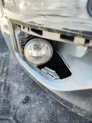 Foto de FARO ANTINIEBLA DERECHO CITROEN GRAND C4 PICASSO 1.6 16V HDi FAP (109 CV / 80 KW)