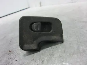 Foto de MANDO ELEVALUNAS TRASERO IZQUIERDO ALFA ROMEO 147 (190) 1.9 JTD CAT (101 CV / 74 KW) referencia 735263169