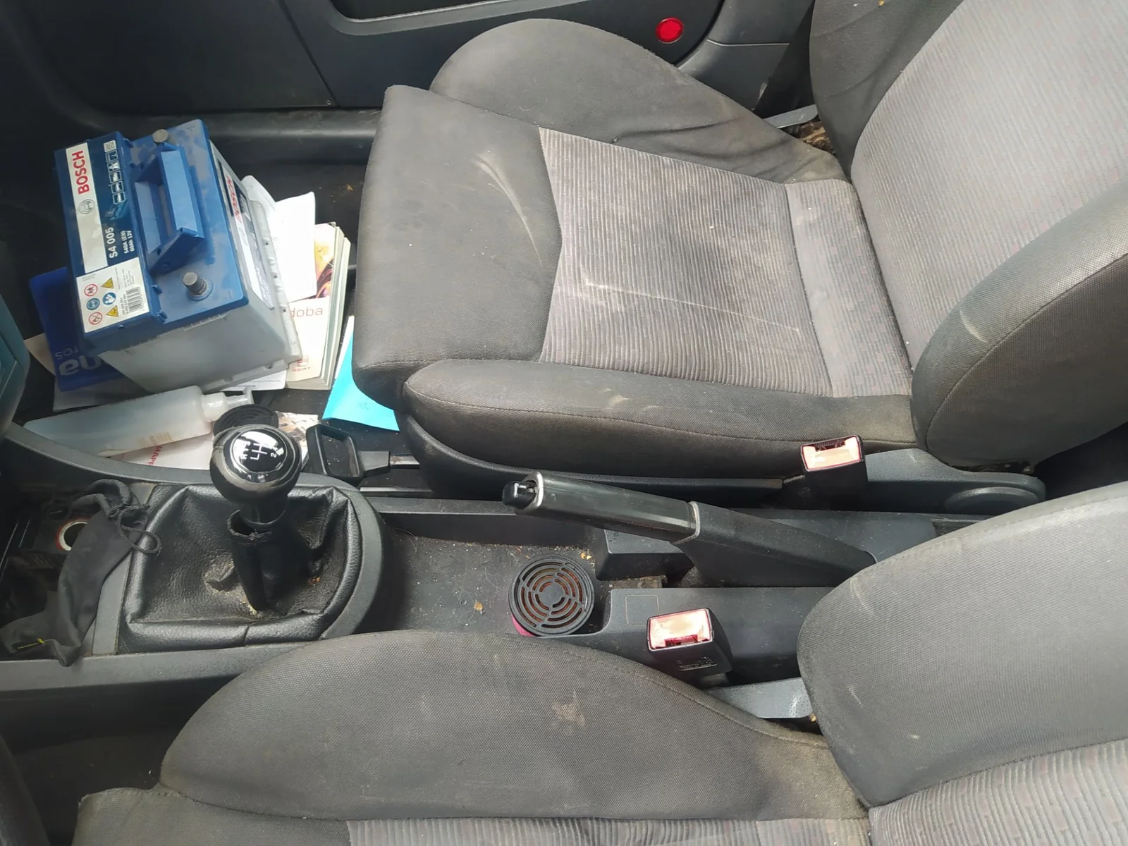 Foto de PALANCA CAMBIO SEAT CORDOBA BERLINA (6L2) 1.4 16V (101 CV / 74 KW) referencia 1J0711112E