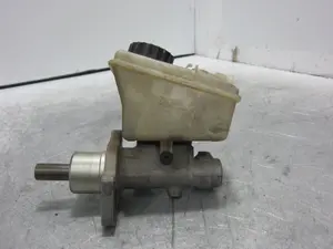 Foto de BOMBA FRENO BMW SERIE 3 BERLINA (E46) 2.0 16V Diesel CAT (136 CV / 100 KW) referencia 03350884262 foto 5