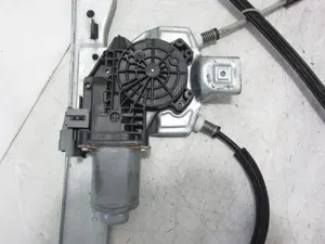 Foto de ELEVALUNAS DELANTERO DERECHO CITROEN DS3 1.6 e-HDi FAP (92 CV / 68 KW) referencia 430090C0 foto 5