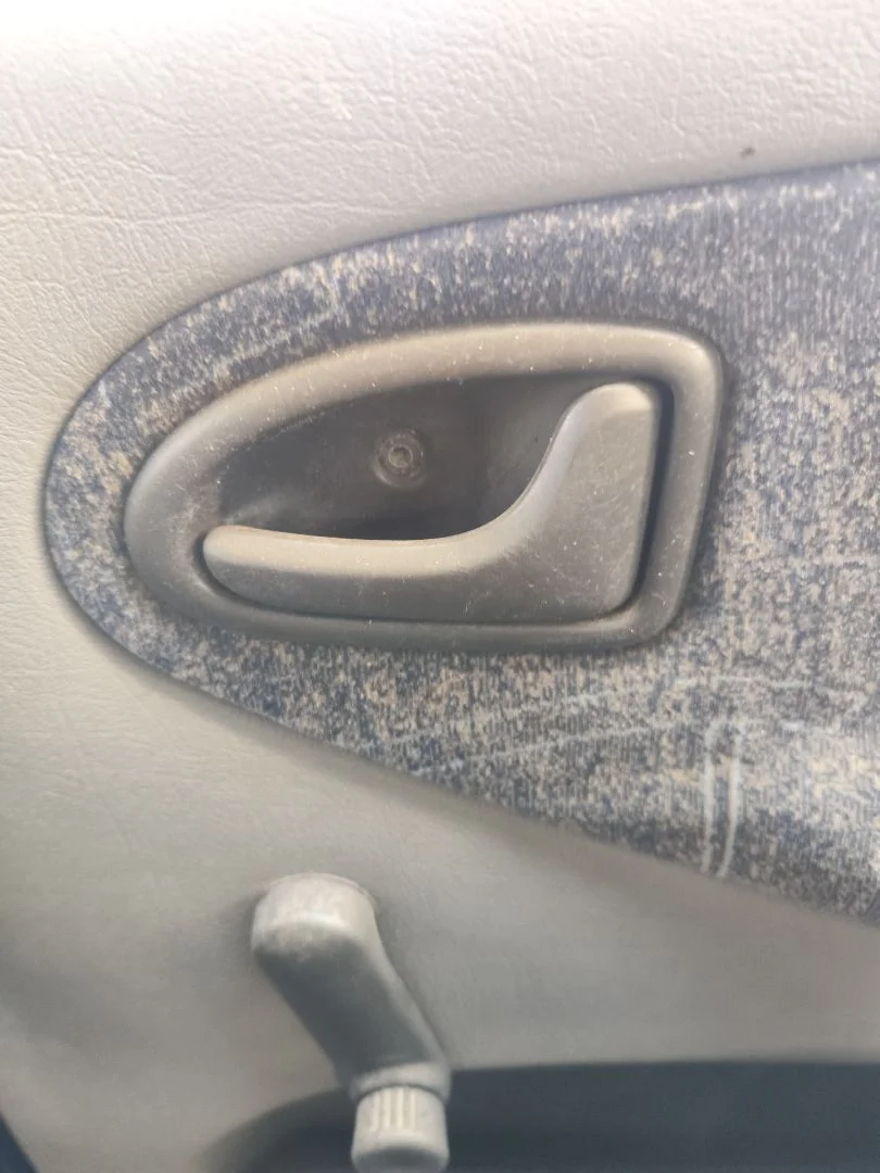 Foto de MANETA INTERIOR TRASERA DERECHA RENAULT SCENIC I (JA...) 1.4 CAT (95 CV / 70 KW) referencia 7700353283