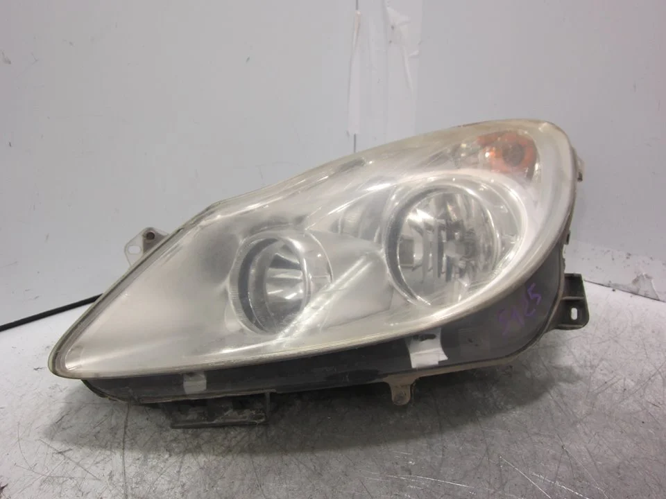Foto de FARO IZQUIERDO OPEL CORSA D 1.3 16V CDTI (75 CV / 55 KW) referencia 13186381
