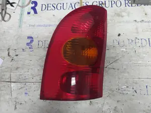Foto de PILOTO TRASERO IZQUIERDO RENAULT MEGANE I FASE 2 GRANDTOUR (KA...) 1.6  (107 CV / 79 KW) referencia 7700423081