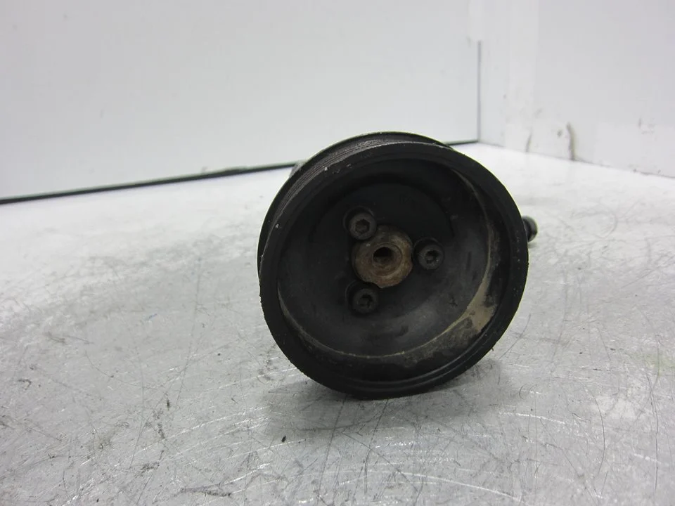 Foto de BOMBA DIRECCION VOLKSWAGEN POLO III BERLINA (6N2) referencia 7691955220B