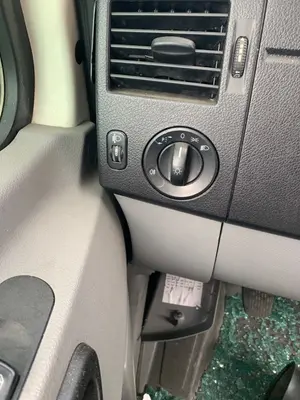 Foto de MANDO LUCES VOLKSWAGEN CRAFTER FURGÓN (2E) 2.5 TDI DPF (109 CV / 80 KW)