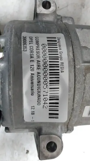 Foto de COMPRESOR AIRE ACONDICIONADO OPEL CORSA E 1.4 (90 CV / 66 KW) referencia 39006353 foto 4