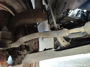 Foto de BRAZO SUSPENSION DELANTERO IZQUIERDO RENAULT MEGANE II BERLINA 5P 1.5 dCi Diesel (101 CV / 74 KW)