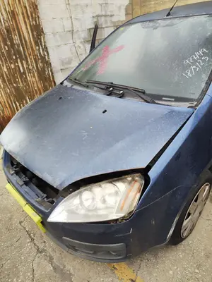 Foto de CAPO FORD FOCUS C-MAX (CAP)(2003) 1.6 TDCi CAT (109 CV / 80 KW) referencia 1372089 foto 4