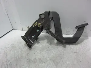 Foto de PEDAL EMBRAGUE MERCEDES-BENZ VIANO (639) 2.1 CDI CAT (150 CV / 110 KW) referencia A6392900516 foto 2