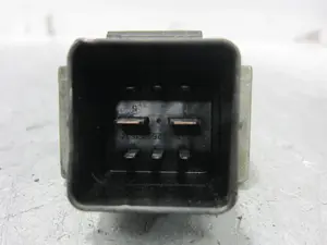 Foto de CAJA PRECALENTAMIENTO DACIA DOKKER 1.5 dCi Diesel FAP CAT (90 CV / 66 KW) referencia 110678071R foto 4