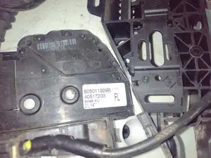 Foto de CERRADURA PUERTA DELANTERA IZQUIERDA RENAULT CLIO IV referencia 805011929R foto 4